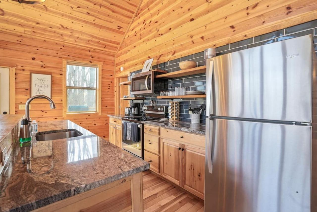 Fern Haven A Modern Take On Hocking Hills Cabins Stella ภายนอก รูปภาพ